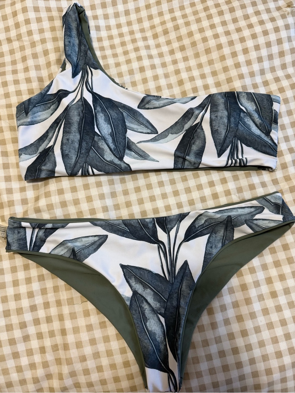 Women's Leaf One-Shoulder Bikini Set